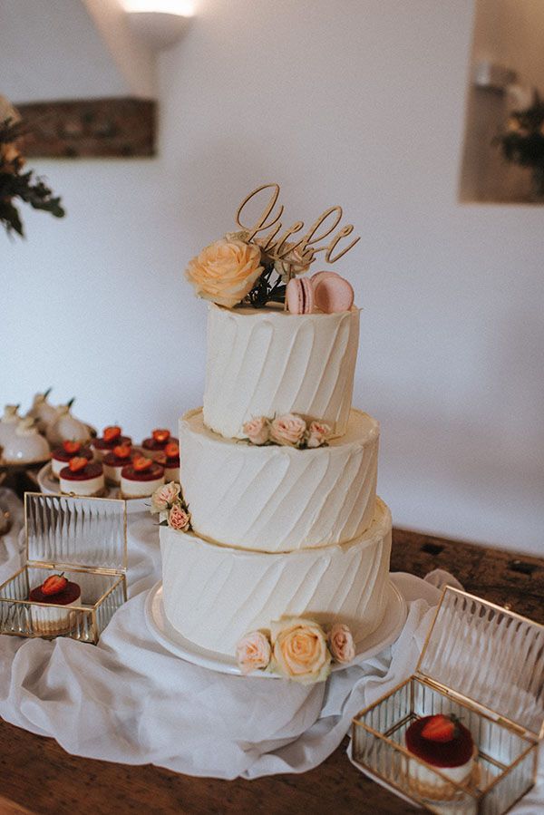 R&uuml;hrlerei Hochzeitstorte